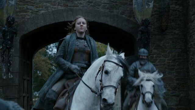 File:Yara arrives.jpg