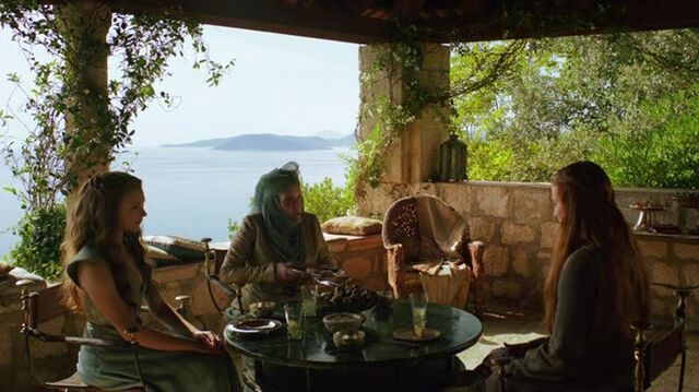 Datei:302 Sansa trifft Olenna und Margaery.jpg