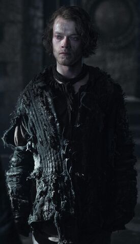 File:Theon s06e04.jpg