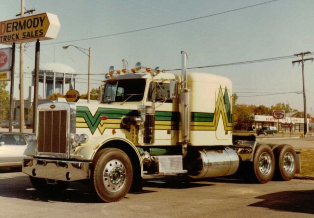 File:Gandoler 5DHFRE68.jpg