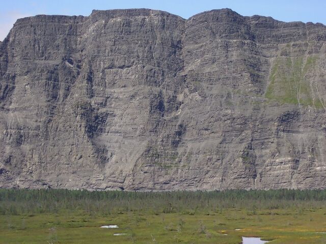 File:Landsdrop.jpg
