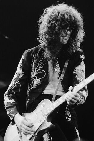 File:Jimmypage.jpg