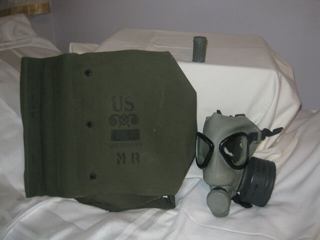 File:M9 Gas Mask.jpg