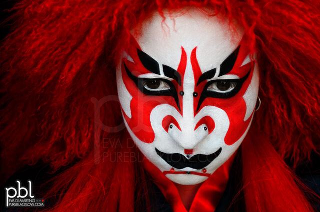 File:Kabuki2 by Pureblacklove.jpg
