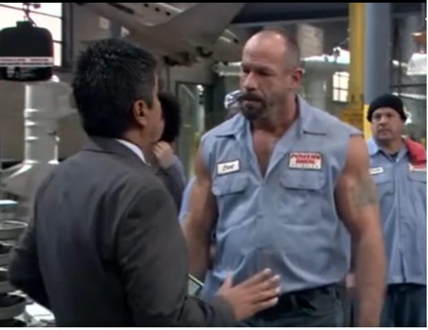 File:Ep 6x14 - Bob Koherr as Carl.png