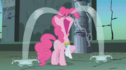 Pinkie Pie cries S01E02