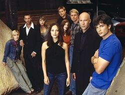 SmallvilleSeason4fullcast.jpg