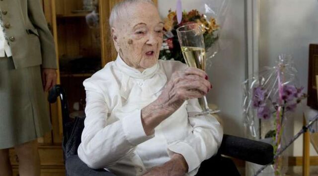 File:Ruth Engström.jpeg