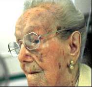 File:Sarah Knauss-1.jpg