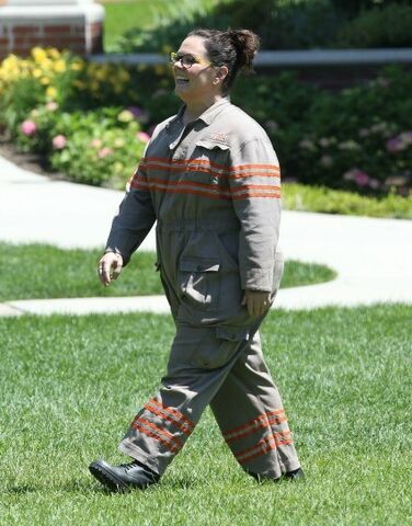 File:GhostbustersRebootMcCarthyinSuitJune30.jpg