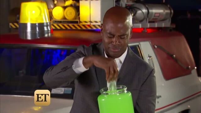 File:Ghostbusters2016SetVisitET4152016Clip22.jpg