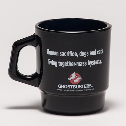 File:TerrorDogMugByFireKingSc02.png