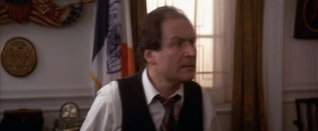 File:MayorLennyGBone01.jpg