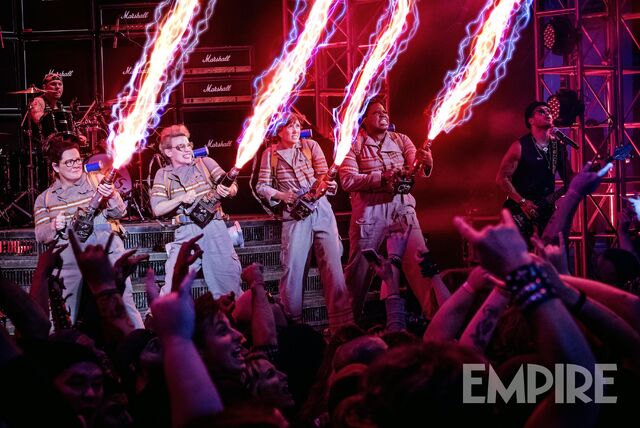 File:Ghostbusters2016Empire3292016.jpg