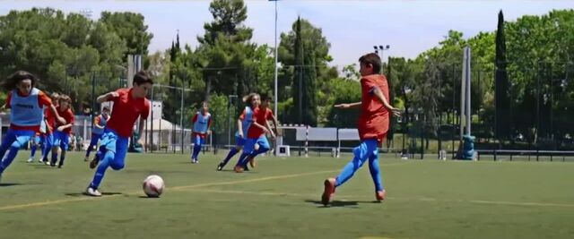 File:GB2016UEFAChampionshipAndresIniesta6112016-3.jpg