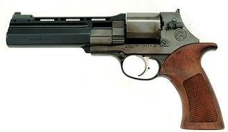 Revolver2-1-