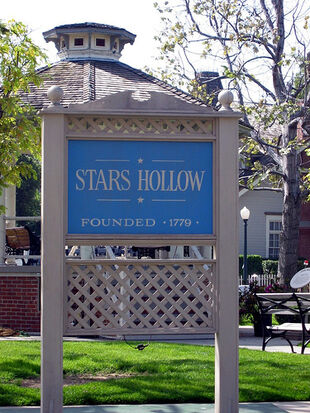 hollow stars gilmore girls sign town live wikia ct small gilmoregirls hallow wiki connecticut locations summer
