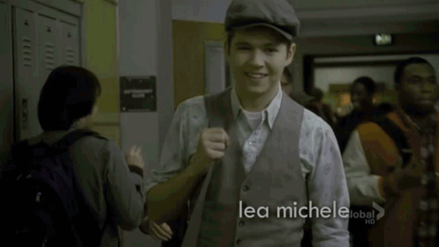 File:Damian McGinty Smile.gif