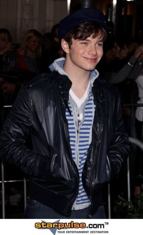 File:Chris Colfer-SGG-096808.jpg