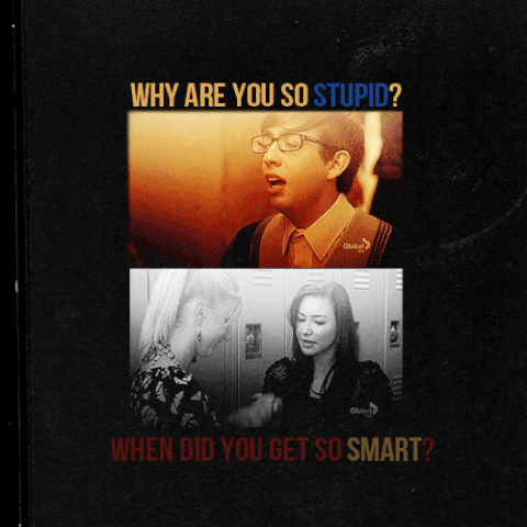 File:Brittana-2X22-brittany-and-santana-22342571-500-500.gif