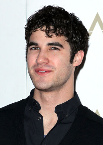 File:Darren-criss-lavo-birthday-02272011-06.jpg