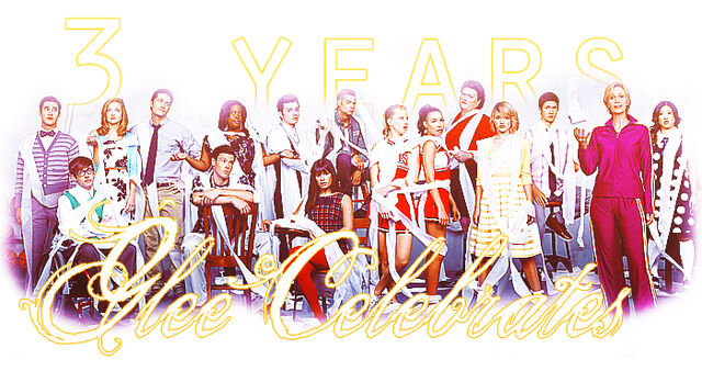 File:Finish-GleeBanner.jpg