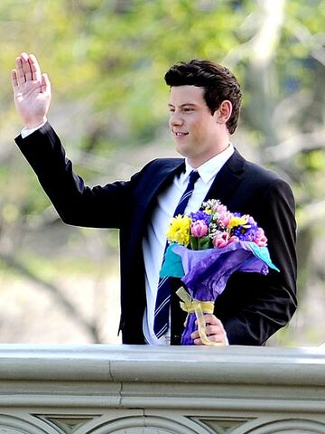 File:Cory-monteith-flowers.jpg