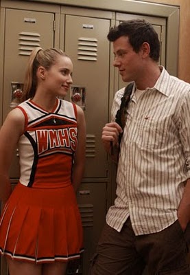 File:Quinn-Finngn-glee.jpg