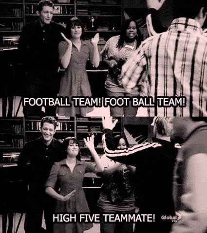 File:Fan-art-glee-19195242-500-564.gif