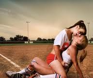 File:Smooch quinn and rachel.jpg