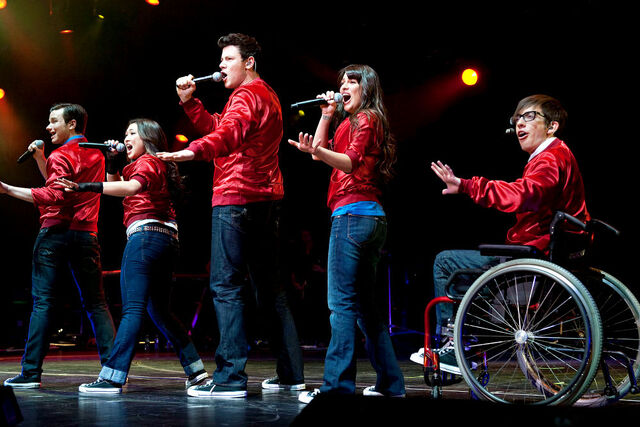 File:Glee live 20 wenn2867044.jpeg