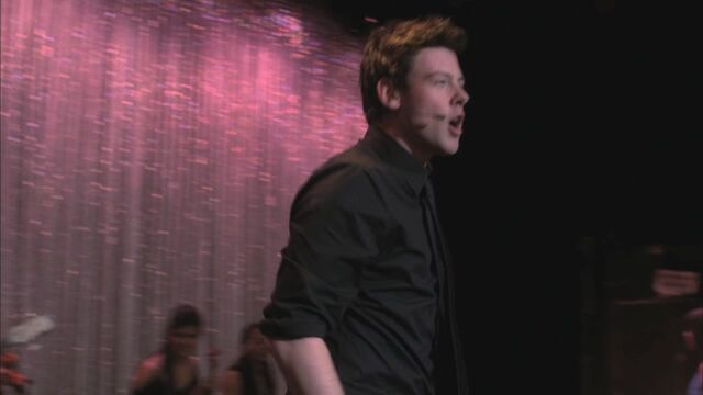 File:Glee216-1103.jpg