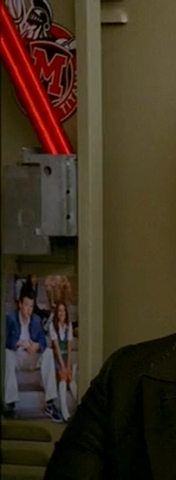 File:32tumblr m6qq96sTkC1rn1x91o1 1280.png