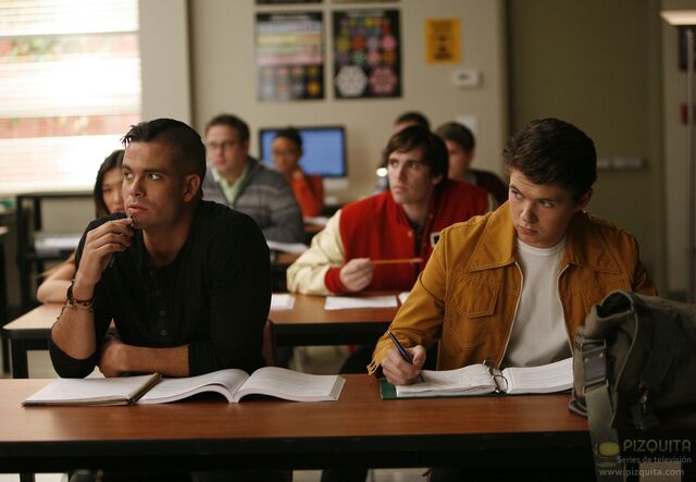 File:Glee-307-I-Kissed-A-Girl-Promo-Picture-4.jpg