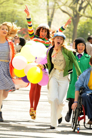 File:Heather+Morris+Lea+Michele+Heather+Morris+E8ayoL1DOeil.jpg