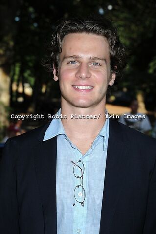File:1434-Jonathan-Groff.jpg