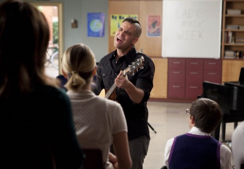 File:Puck guitar.jpg