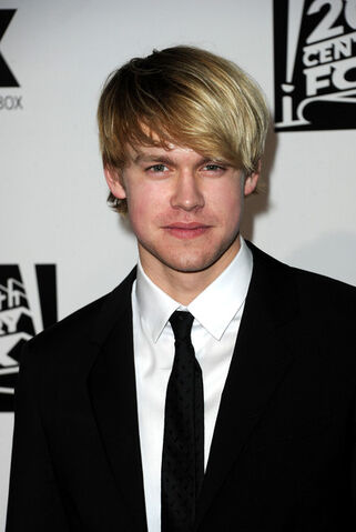 File:Chord+Overstreet+Fox+Golden+Globe+Awards+Party+y9M2Lq7rVqbl.jpg