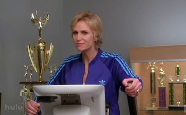 File:Jane-lynch-sue-sylvester-treadmill-glee.jpg