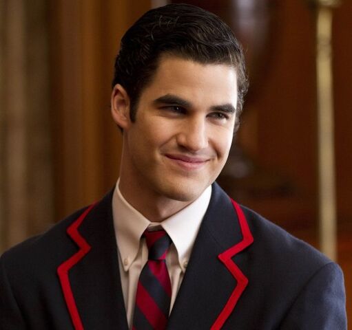 File:Glee-blaine-darren-criss-e1291188804130-525x493.jpg