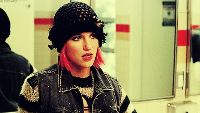 File:Quinn Fabray bad girl.jpg