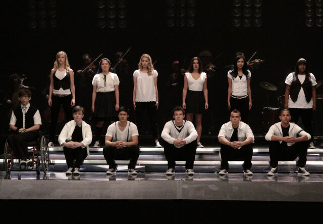 File:Glee-FOX-Takedown-7.jpg