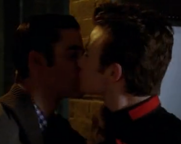File:Klaine4r849ior.png