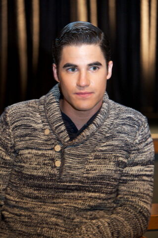 File:DarrenataPressConferenceinParamountstudio1sept27.jpg