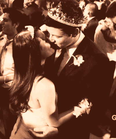 File:Tumblr m3qgj8lFLg1qjw66no1 500-1-.gif