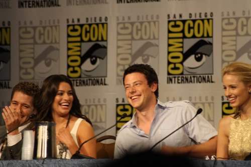 File:Gleecomiccon.jpg