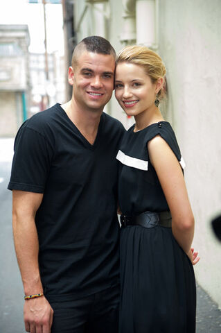File:Glee-press-conference-2010-quinn-and-puck-15955931-399-600.jpg