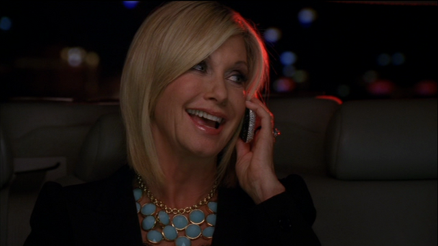 File:Olivianewtonjohn.png