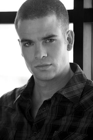 File:Mark-Salling-Puck-glee-8973943-480-720-1-.jpg