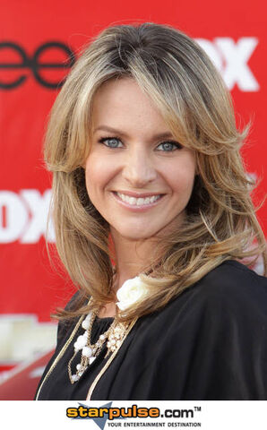 File:Jessalyn Gilsig-RSE-001385.jpg
